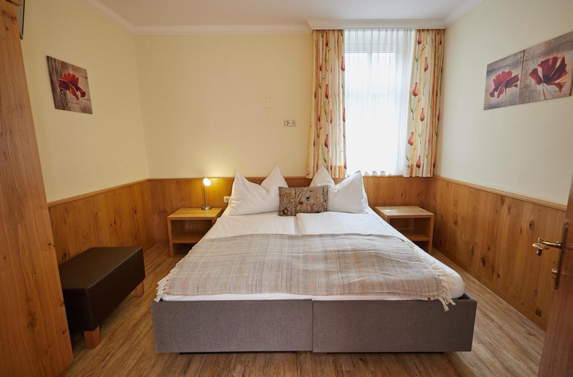 Hotel Gasthof Stenitzer Haus im Ennstal Eksteriør billede